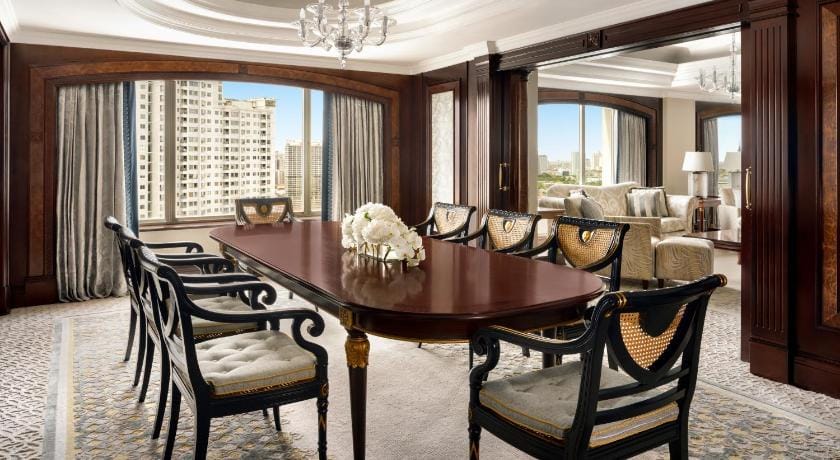 Shangri-la Hotel Jakarta Hotel in South Jakarta City