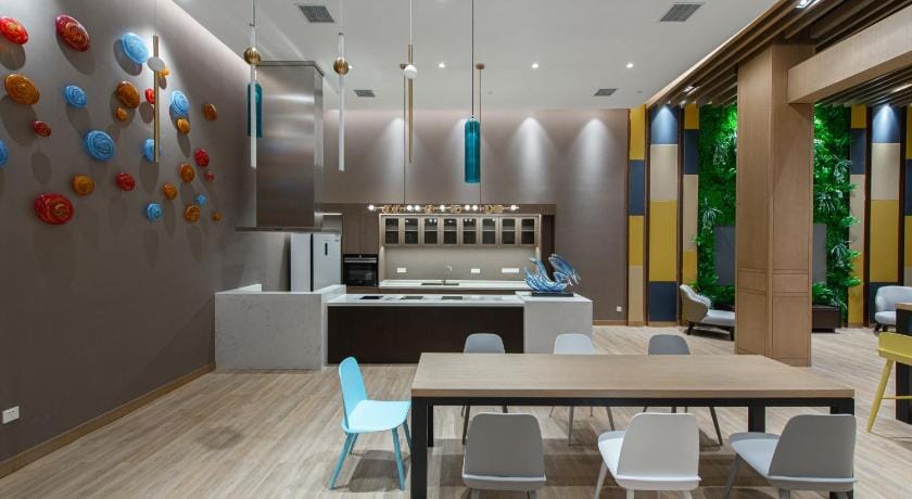 Holiday Inn Wuhan Riverside By IHG Hotel in Wuhan