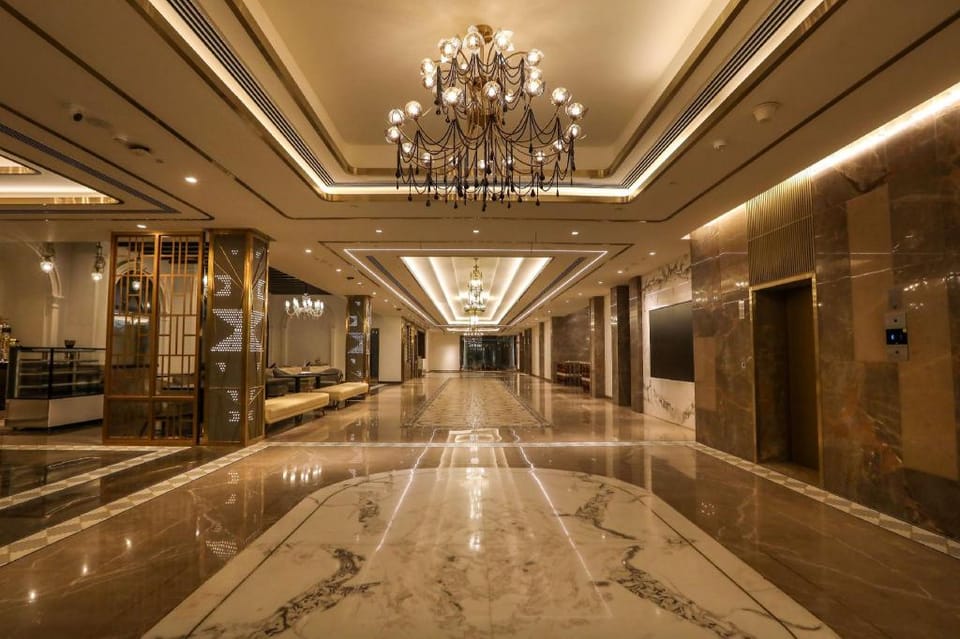 Radisson Blu Hotel GRT Chennai Hotel in Chennai