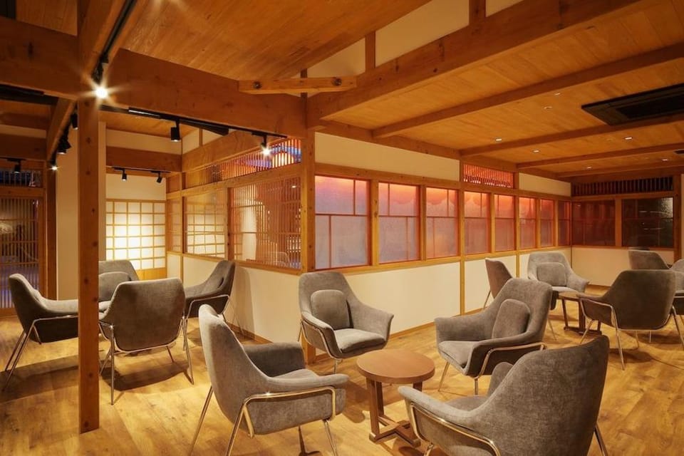 International Resort Hotel Yurakujo Hotel in Narita