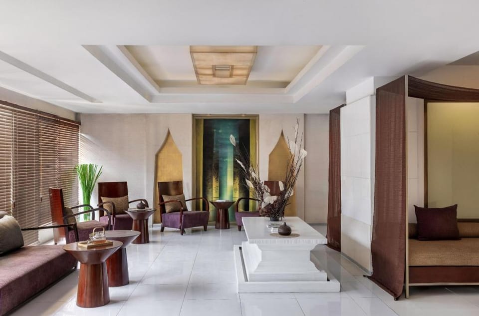 Dusit Thani Manila Hotel Hotel in Pasay