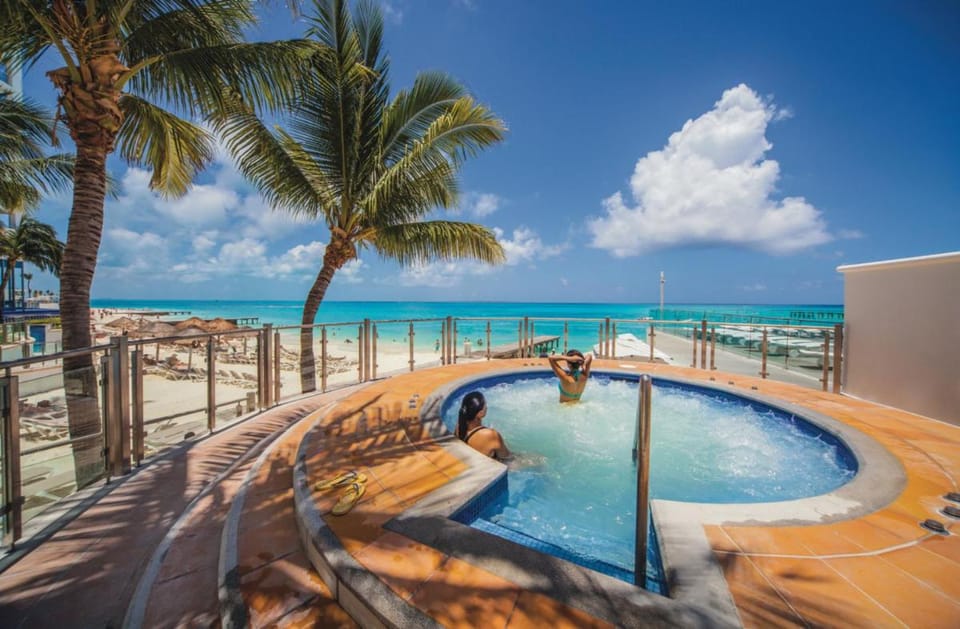 Riu Cancun- Adults Only - All Inclusive Resort in Cancun