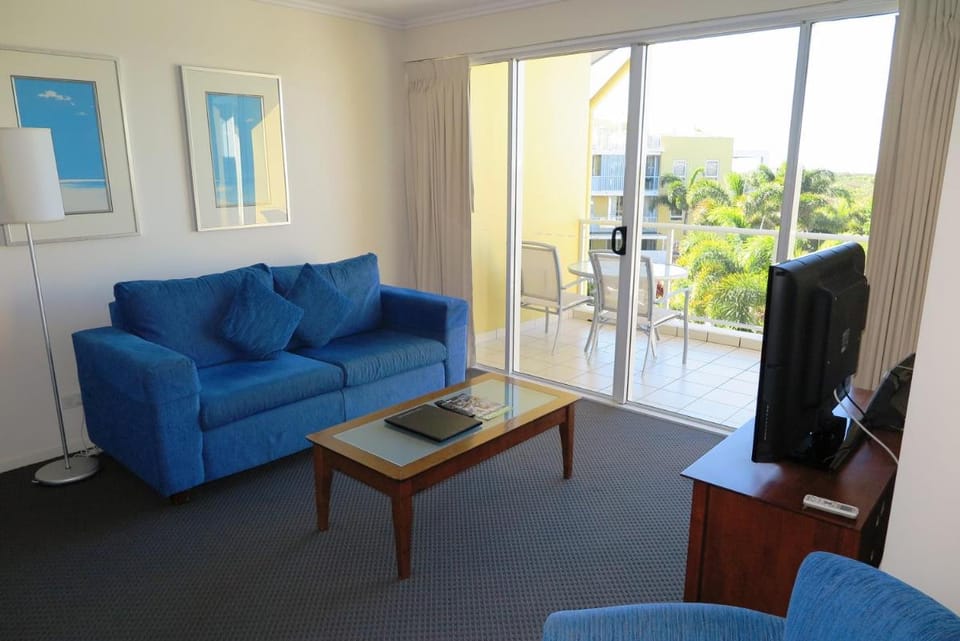 Seachange Coolum Beach Apartment hotel in Coolum Beach