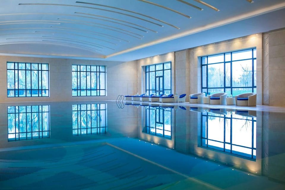 Renaissance by Marriott Tianjin Lakeview Hotel Hotel in Tianjin