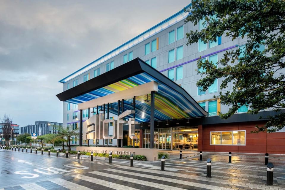 Aloft Bogota Airport Hotel in Bogota