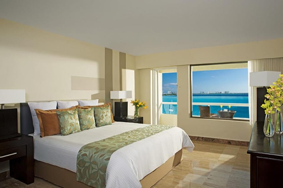 Dreams Sands Cancun Resort & Spa- All Inclusive Resort in Cancun