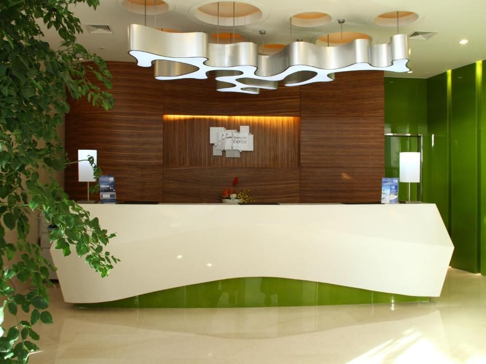 Holiday Inn Express Nantong Xinghu By IHG Hotel in Suzhou
