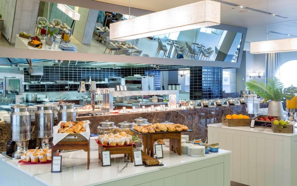 Hilton Surfers Paradise Hotel Resort in Surfers Paradise Boulevard