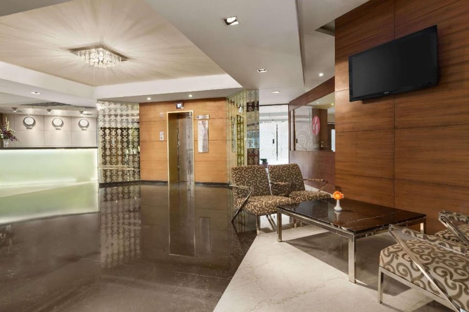 Ramada Navi Mumbai Hotel in Maharashtra