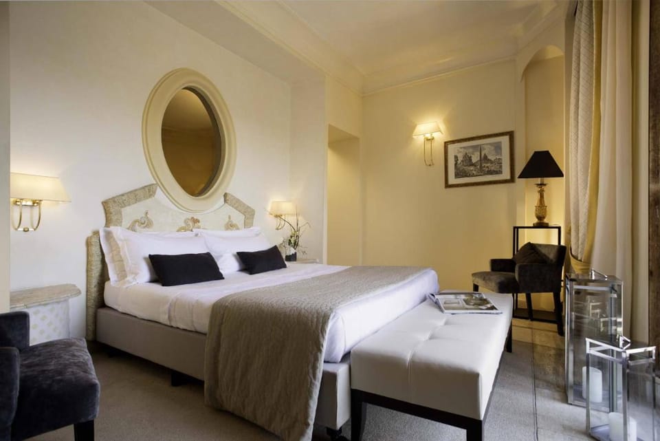 Colonna Palace Hotel in Rome