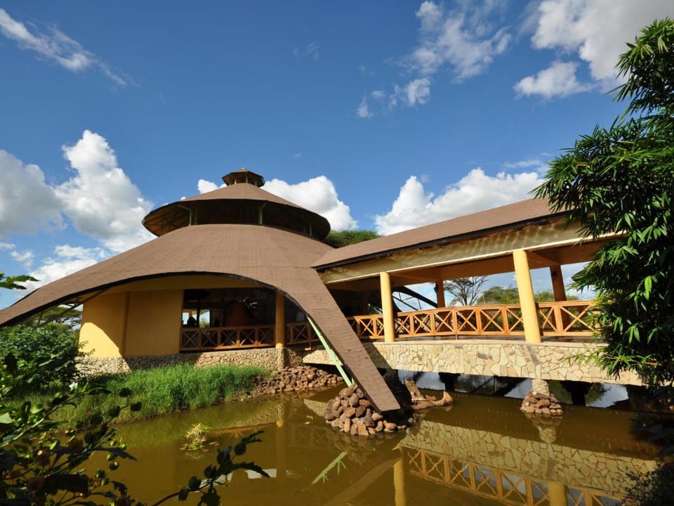 Kilima Safari Camp Luxury tent in Kenya