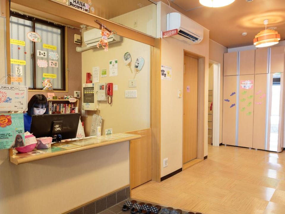 Kyoto Hana Hostel Bed and Breakfast in Kyoto