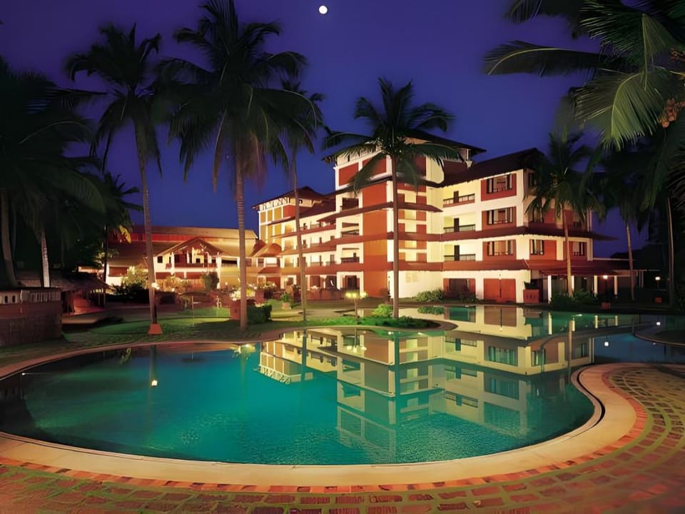 The Raviz Kadavu, Kozhikode Resort in Kozhikode
