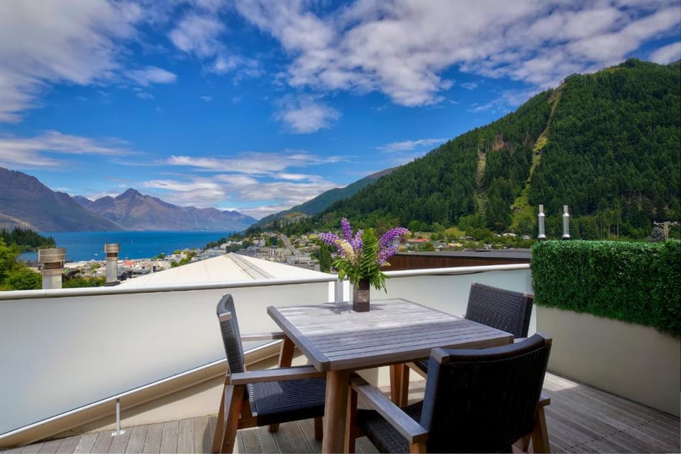 Queenstown House Boutique Bed & Breakfast and Apartments Bed and Breakfast in Queenstown