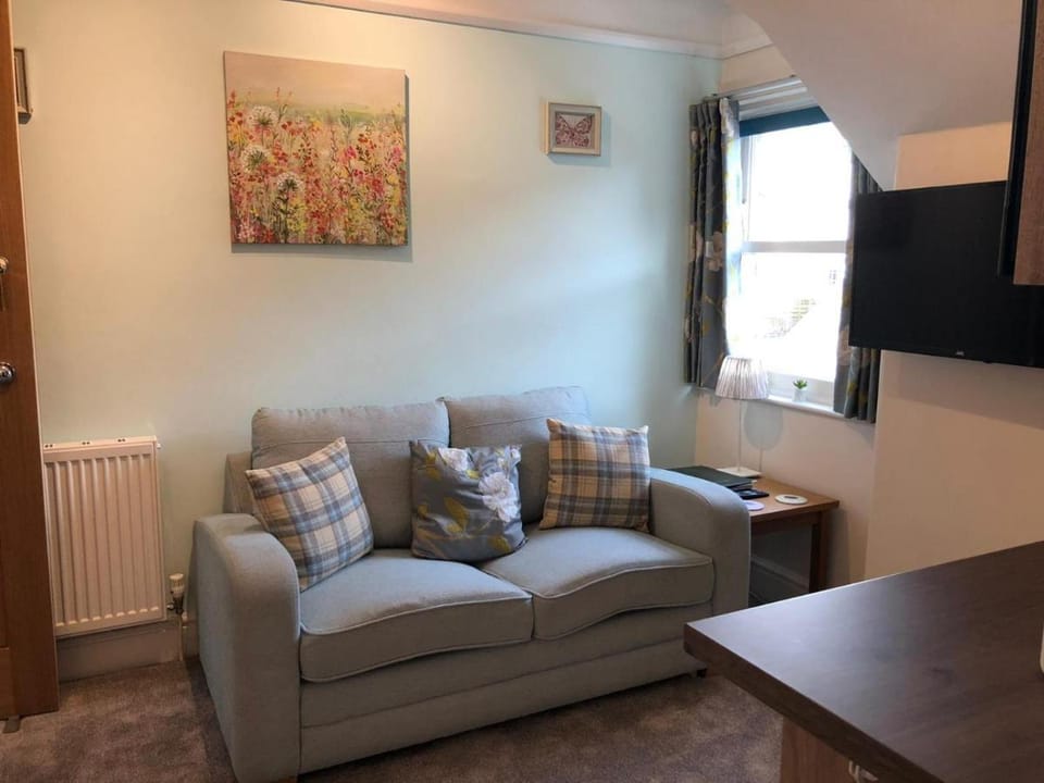 Wordsworths Guest House Bed and Breakfast in Lake Road