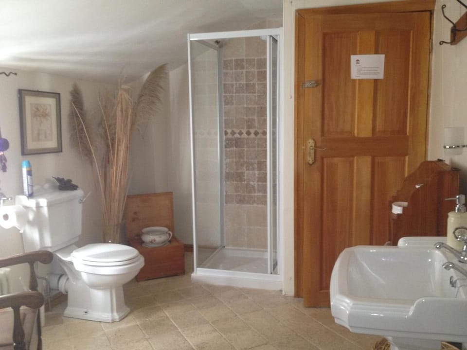 Alice Guest house Bed and Breakfast in Cheltenham