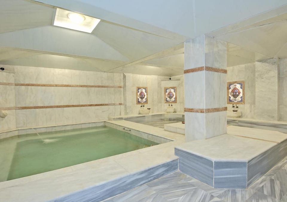 Formback Thermal Suit & Apart Apartment hotel in Turkey