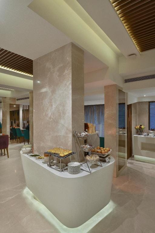 Hotel Heritage (formerly known as Comfort Inn Heritage) Hotel in Mumbai