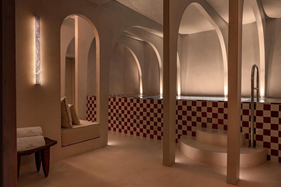 Chateau des Fleurs - Hotel & Spa - Paris Champs-Elysees Hotel in Paris