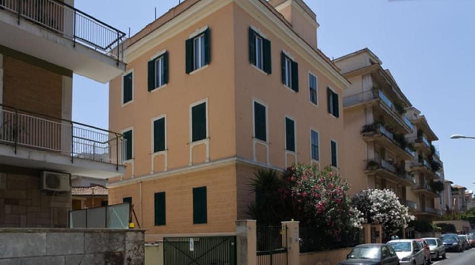 B&B Roma Appia Davila25 Bed and Breakfast in Rome