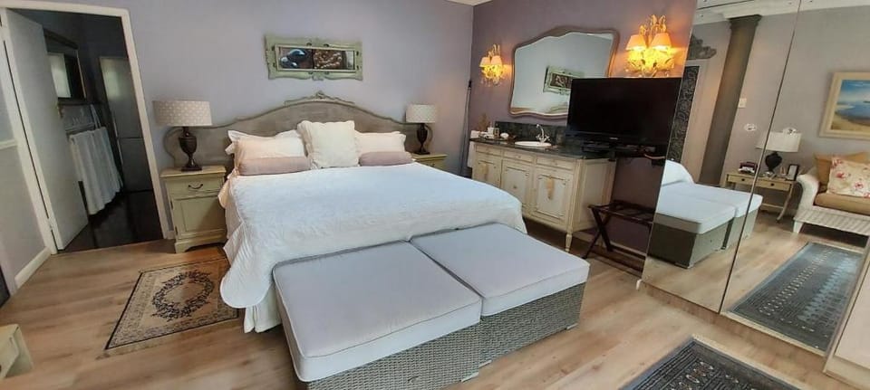 Platinum Suite with private terrace For 2 guests - Roosboom Luxury Apartment Apartment in Cape Town