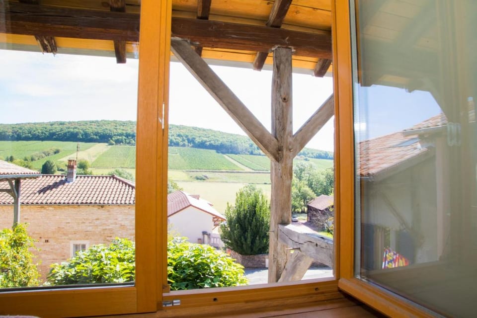Les Portails Bleus Bed and Breakfast in Bourgogne-Franche-Comté