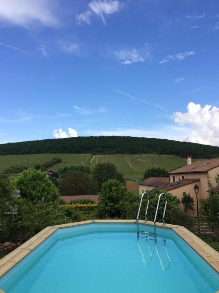 Les Portails Bleus Bed and Breakfast in Bourgogne-Franche-Comté