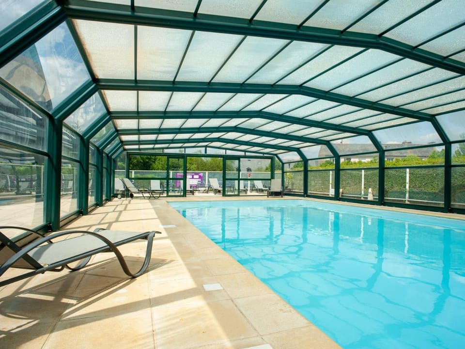 Vacancéole - Le Duguesclin Hotel in Brittany