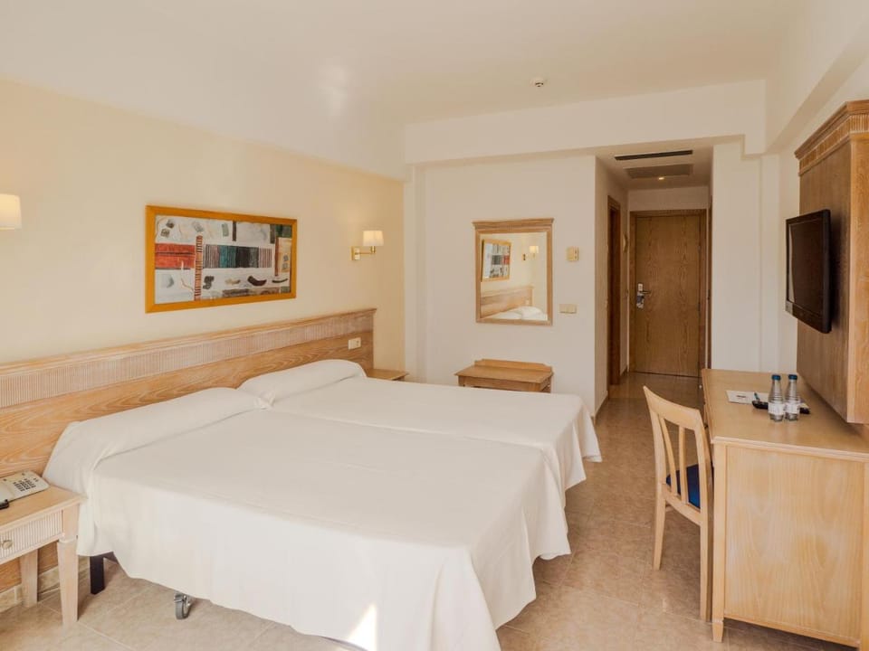 Hotel Santa Maria Playa Hotel in Llevant