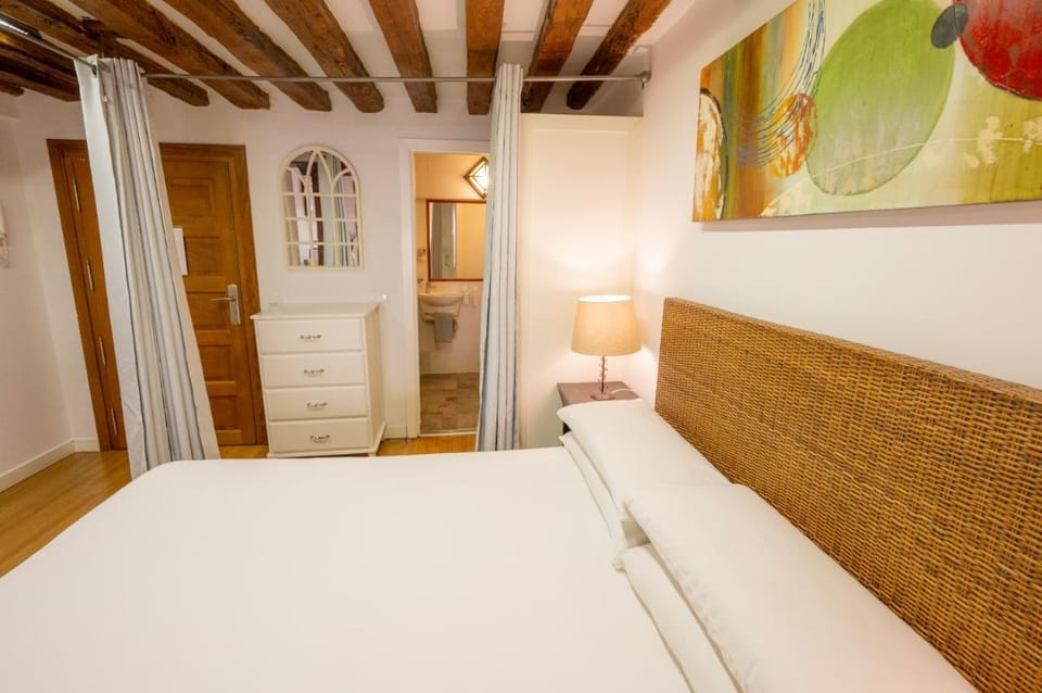 Apartamentos Huertas Apartment in Centro