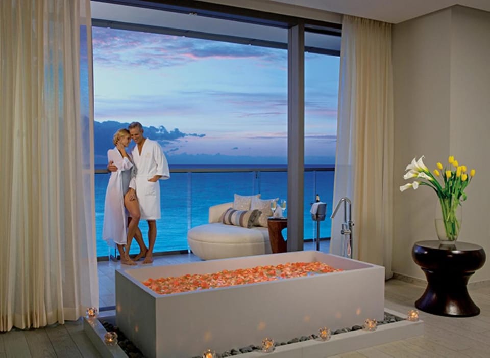Secrets The Vine Cancun Resort & Spa - All inclusive -  Adults Only Resort in Cancun