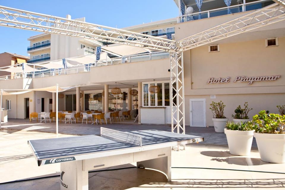 BJ Playamar Hotel & Apartamentos Apartment hotel in S'illot