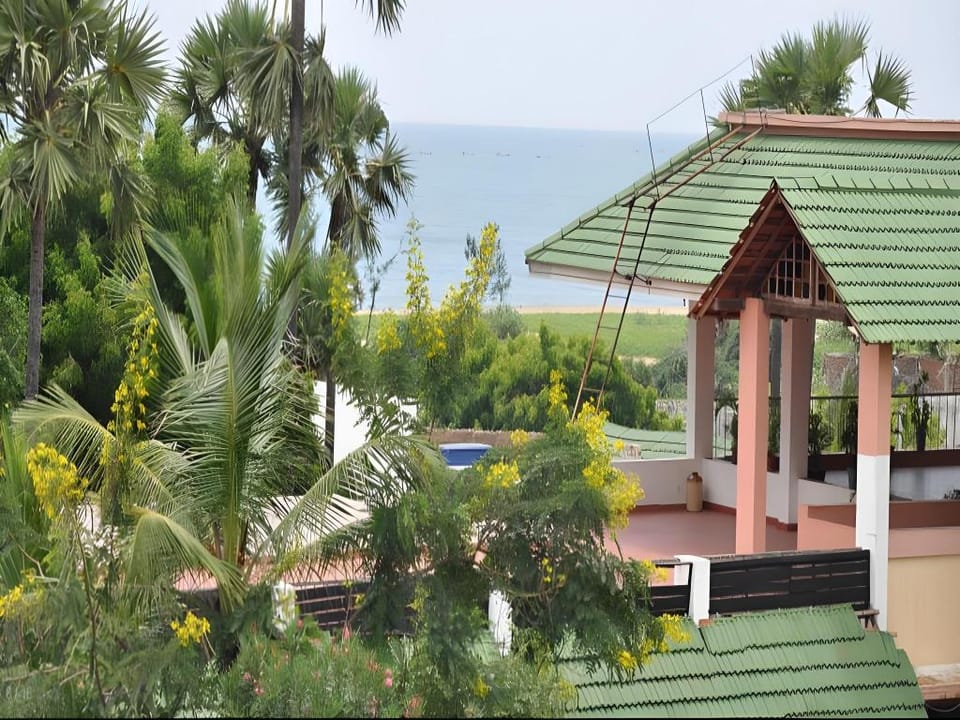 Nalla Eco Beach Resort Hotel in Puducherry