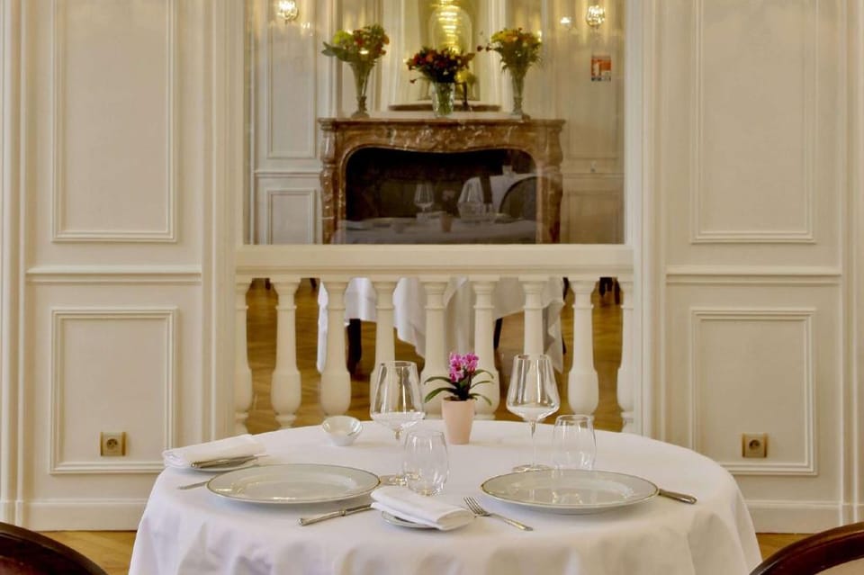 Wyndham Halcyon Resort La Souterraine Hotel in Nouvelle-Aquitaine