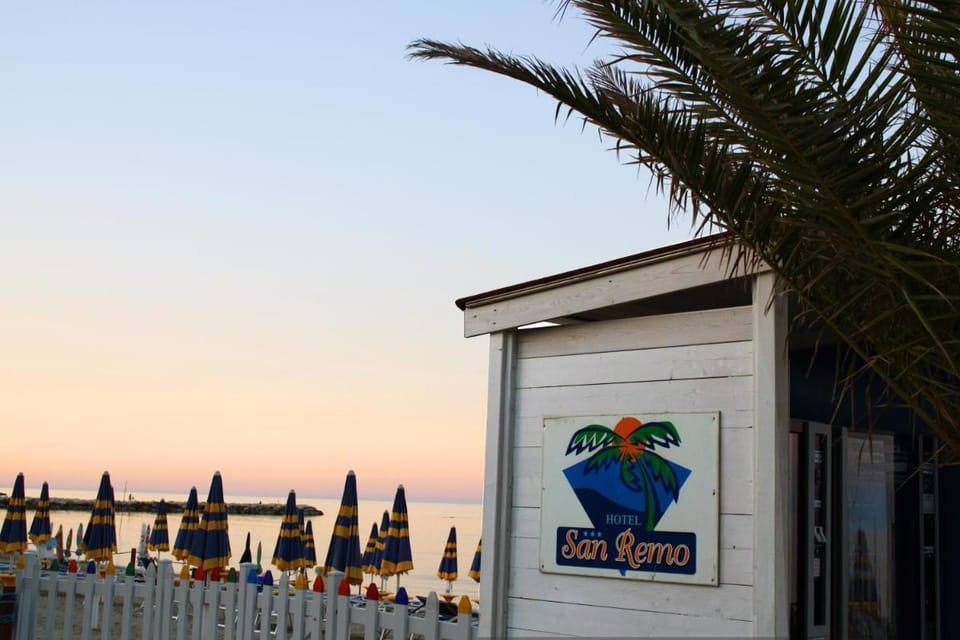 Hotel San Remo - All Inclusive - Fronte Mare - Spiaggia Privata Hotel in Abruzzo