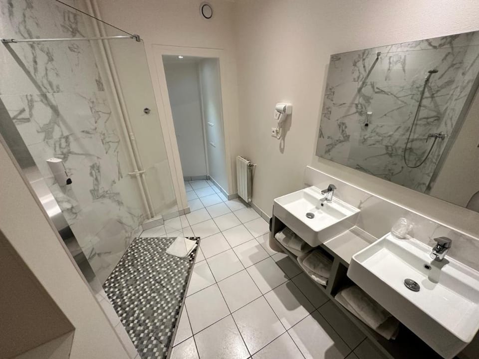 Hotel Richmond Gare du Nord Hotel in Paris