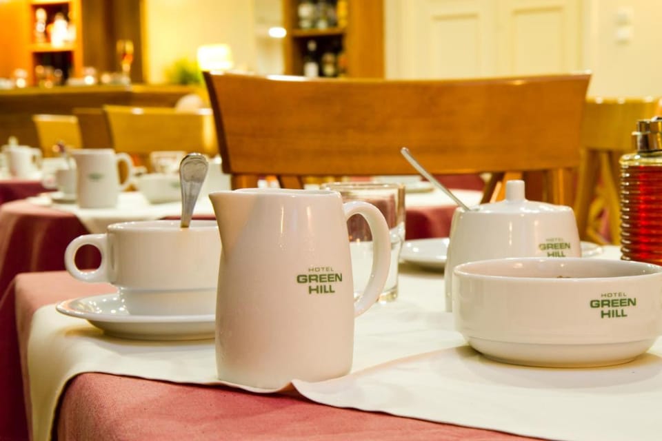 Green Hill Hotel Hotel in Decentralized Administration of Attica