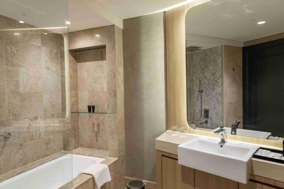ARTOTEL Suites Mangkuluhur Jakarta Hotel in South Jakarta City
