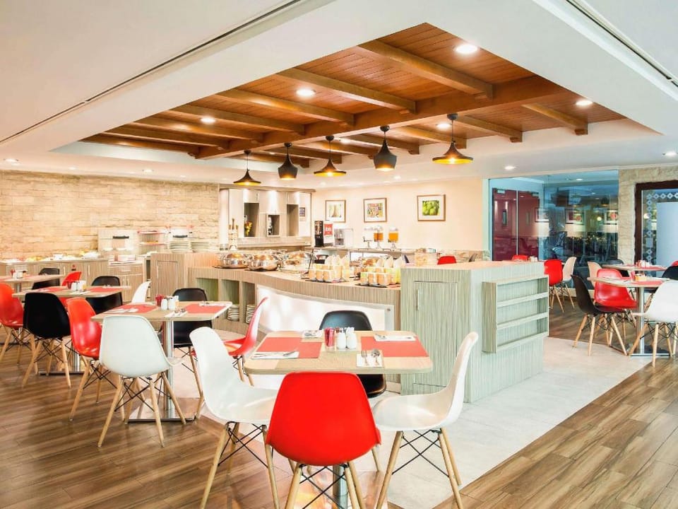 Tamarin Hotel Jakarta manage by Vib Hospitality Management Hotel in Jakarta
