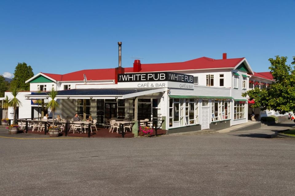 Heartland Hotel Fox Glacier Hotel in West Coast