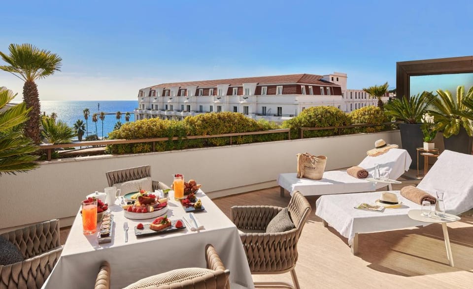 Hôtel Barrière Le Gray d'Albion Hotel in Cannes