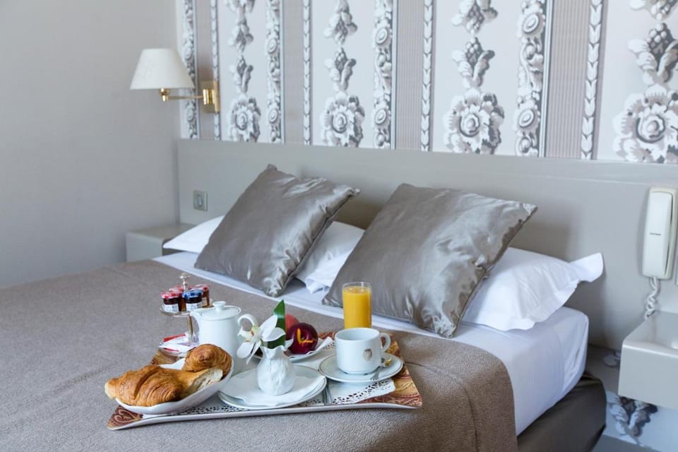 HÃ´tel la Residence Du Berry Hotel in Versailles