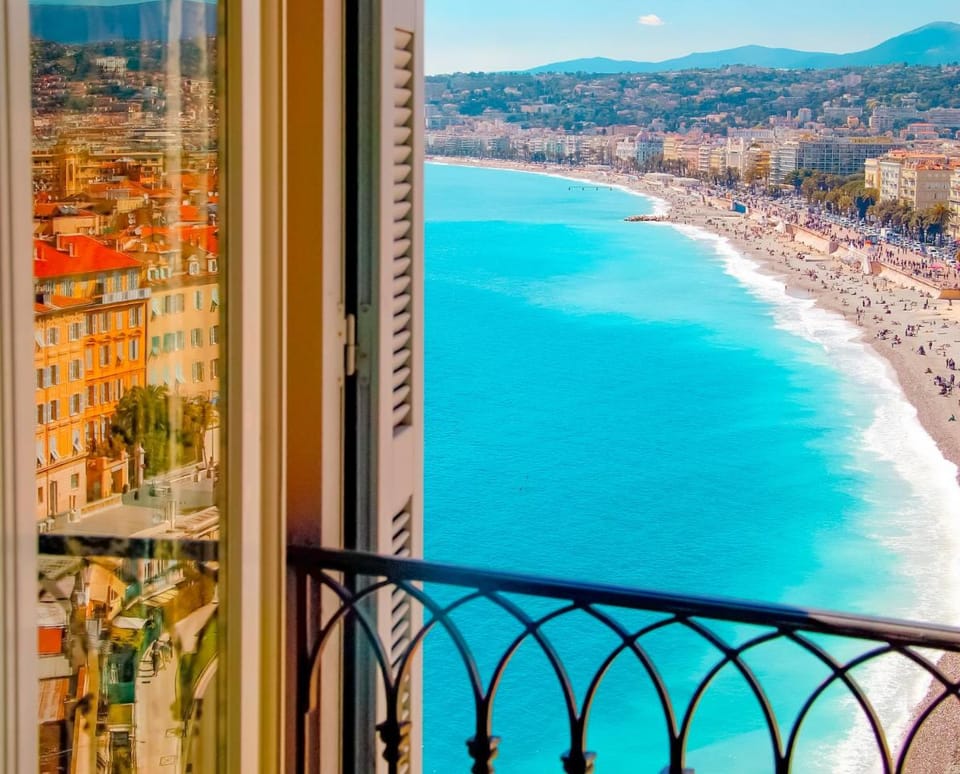 Hôtel La Pérouse Nice Baie des Anges - Recently fully renovated Hotel in Nice