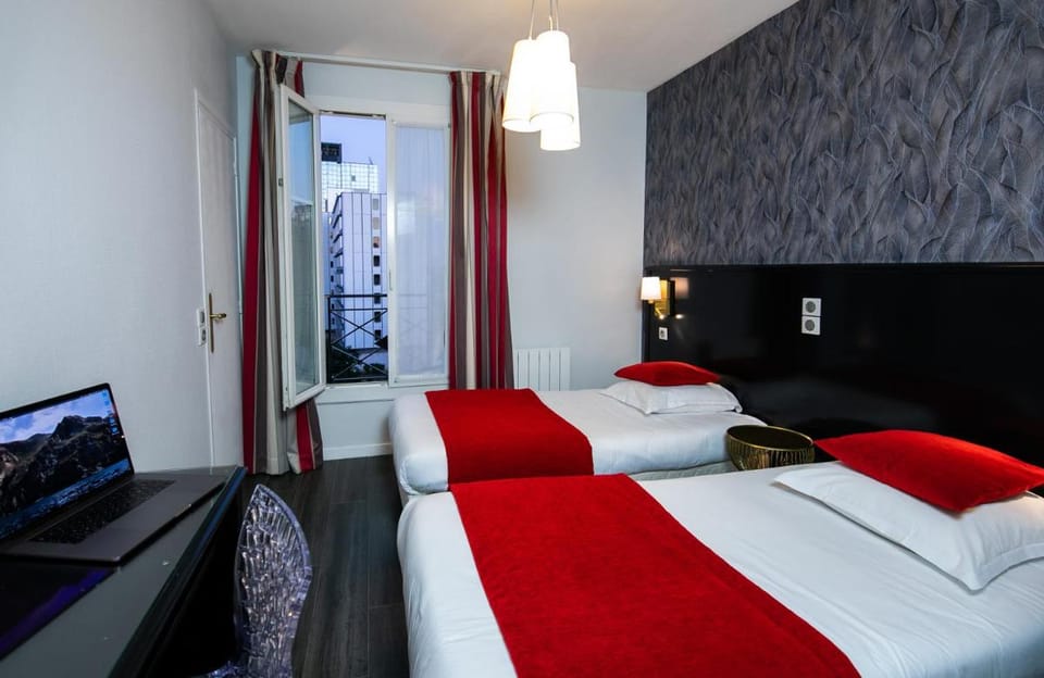 Eiffel Villa Garibaldi Hotel in Paris