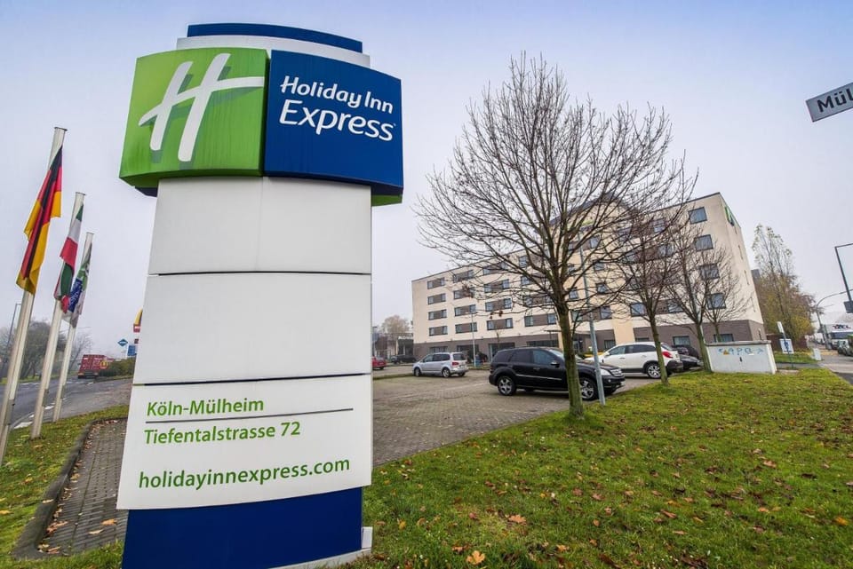 Holiday Inn Express Cologne Mülheim By IHG Hotel in Cologne