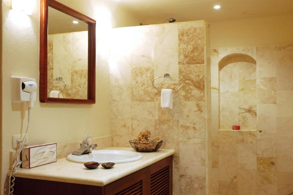 Villas Sacbe Condo Hotel and Beach Club Hotel in Playa del Carmen