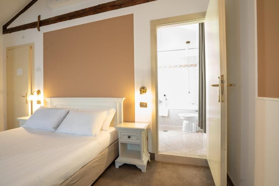 Alla Corte Rossa Bed and Breakfast in Venice