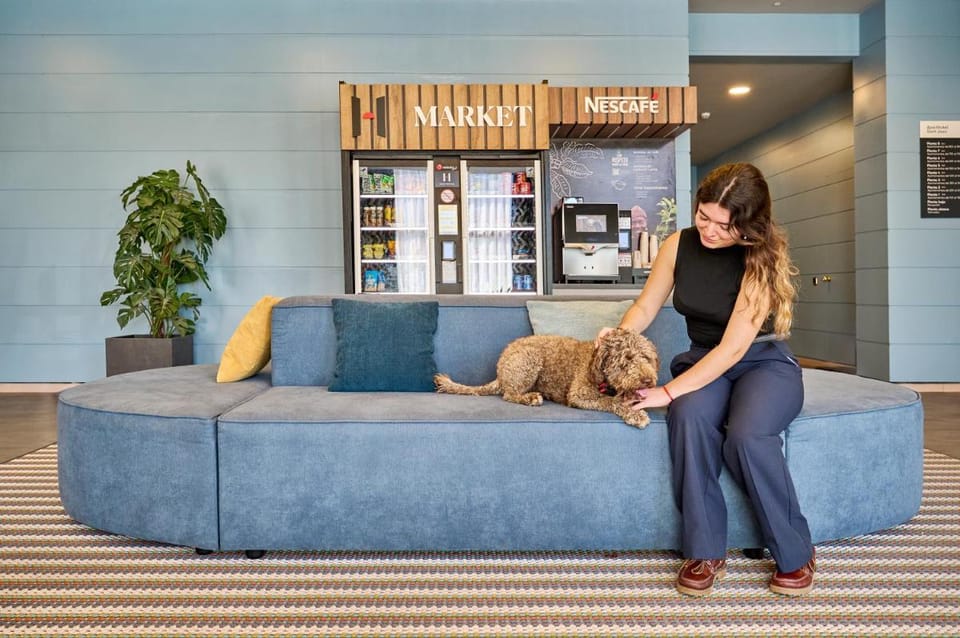 Hesperia Sant Joan Suites Apartment hotel in Barcelona