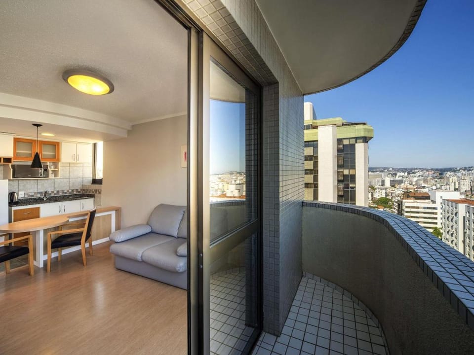 Manhattan Porto Alegre by Mercure - 5 minutos do Hospital Moinhos de Vento Hotel in Porto Alegre