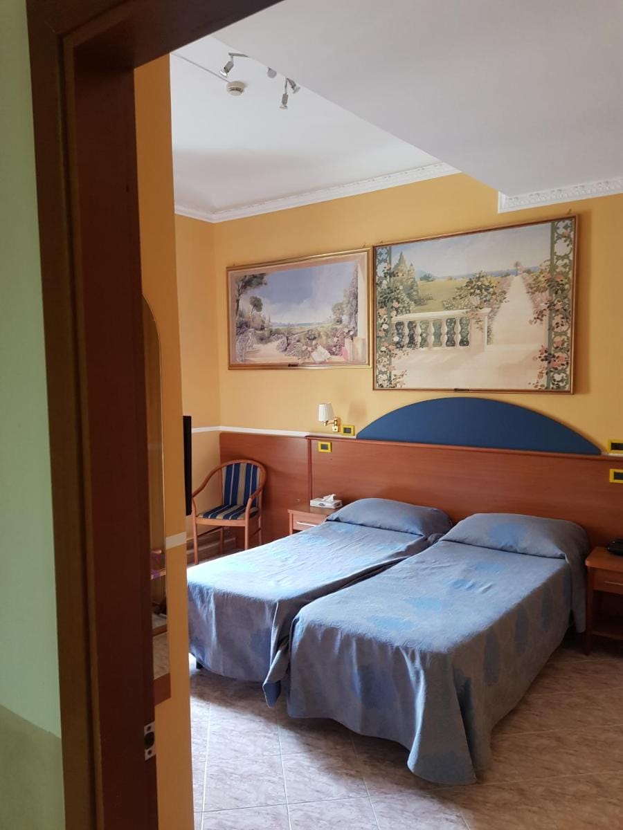 Hotel Kennedy Hotel in Rome